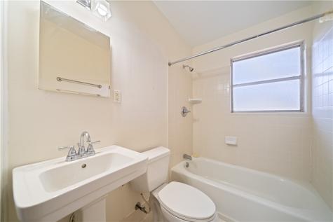 734 Santa Elena Drive Kingsville TX 78363