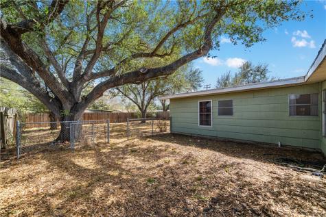 734 Santa Elena Drive Kingsville TX 78363