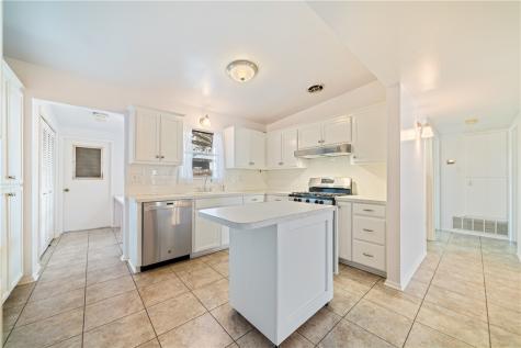734 Santa Elena Drive Kingsville TX 78363