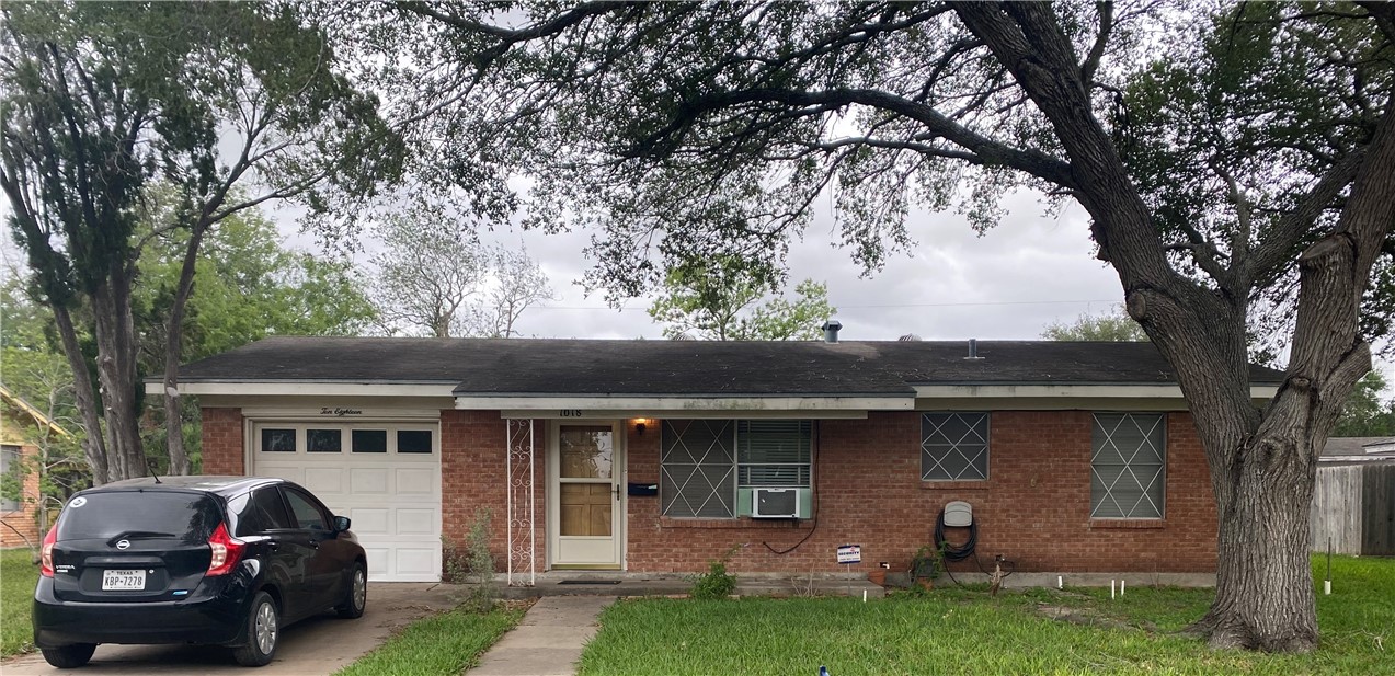 1018 S 17th Street Kingsville TX 78363