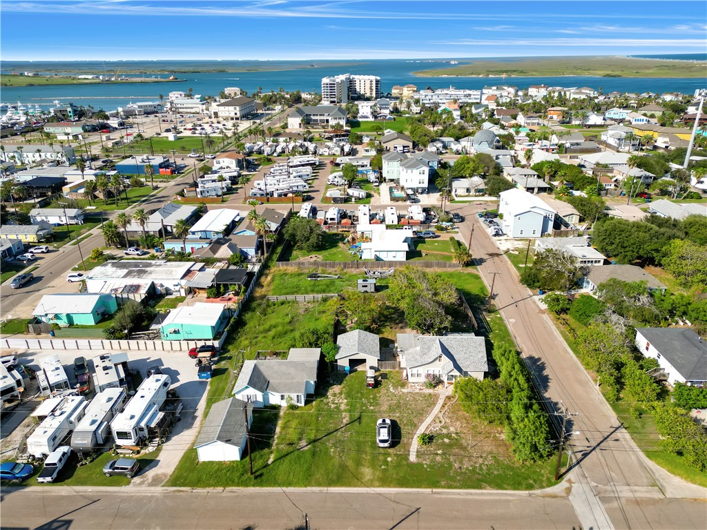 325 E Oaks Avenue Port Aransas TX 78373
