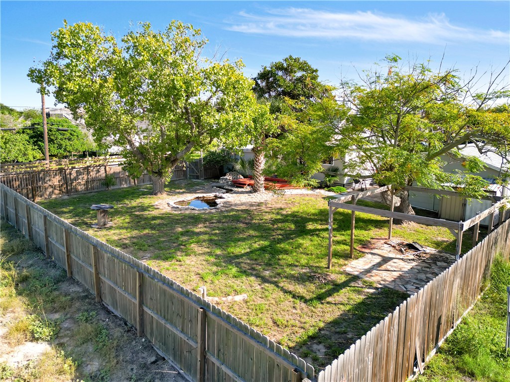 325 E Oaks Avenue Port Aransas TX 78373