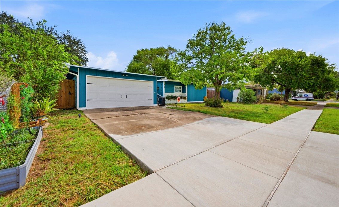 337 Stages Drive Corpus Christi TX 78412