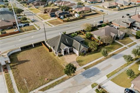 4105 Cimarron Lake Drive Corpus Christi TX 78414