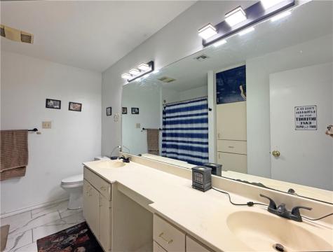 3201 Traylor Boulevard Rockport TX 78382