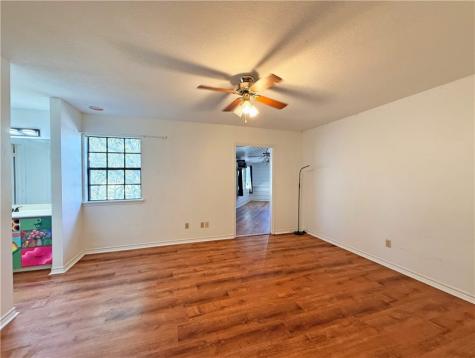 3201 Traylor Boulevard Rockport TX 78382