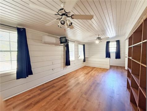 3201 Traylor Boulevard Rockport TX 78382