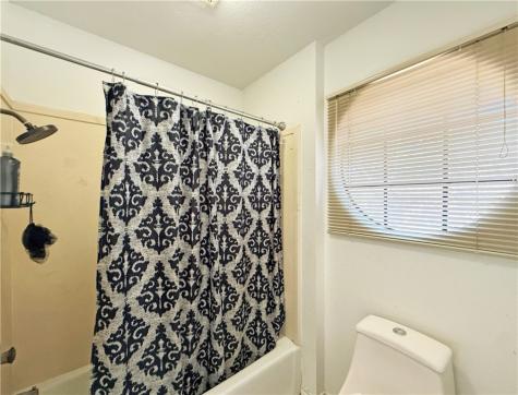 3201 Traylor Boulevard Rockport TX 78382