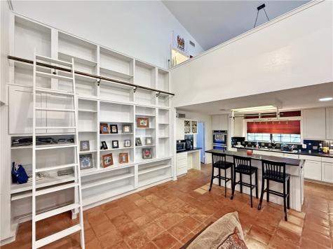 3201 Traylor Boulevard Rockport TX 78382