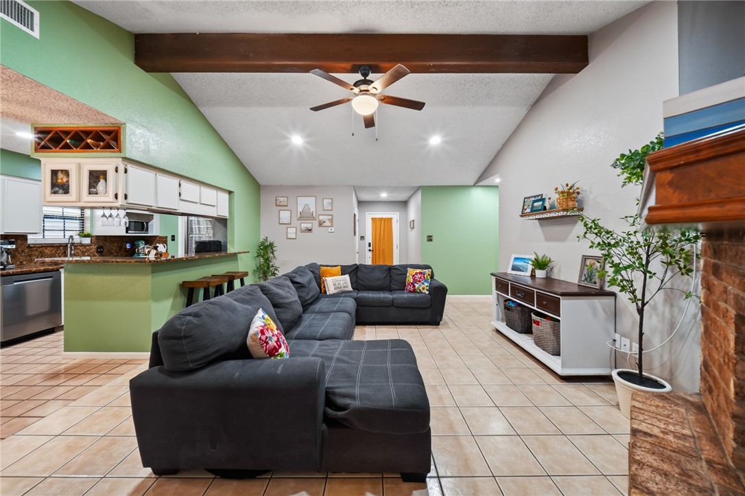 1101 Ontario Drive Corpus Christi TX 78418