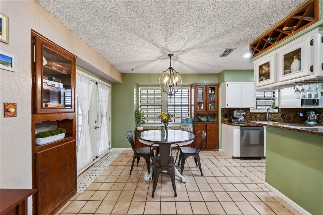 1101 Ontario Drive Corpus Christi TX 78418