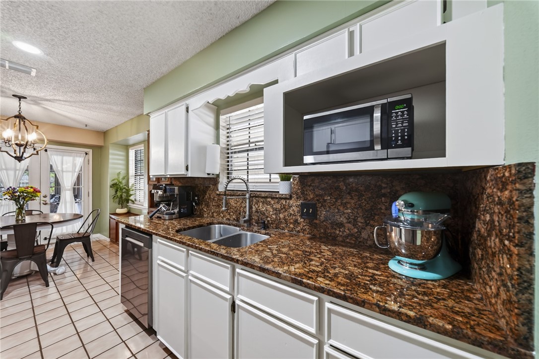 1101 Ontario Drive Corpus Christi TX 78418
