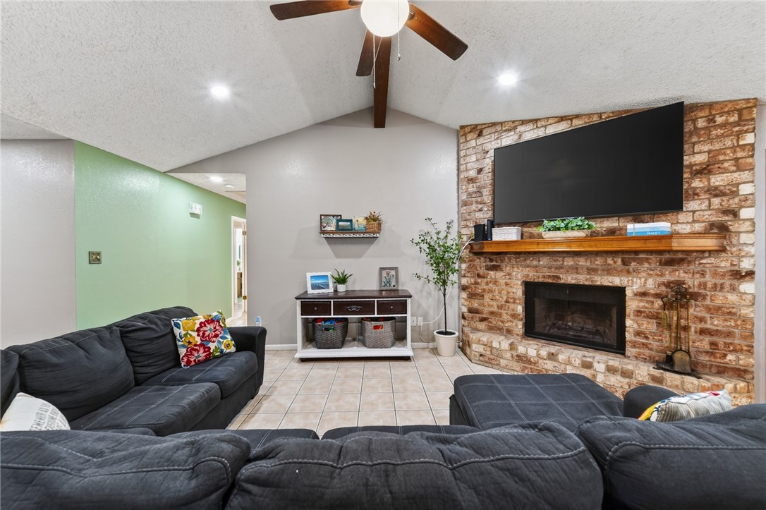 1101 Ontario Drive Corpus Christi TX 78418