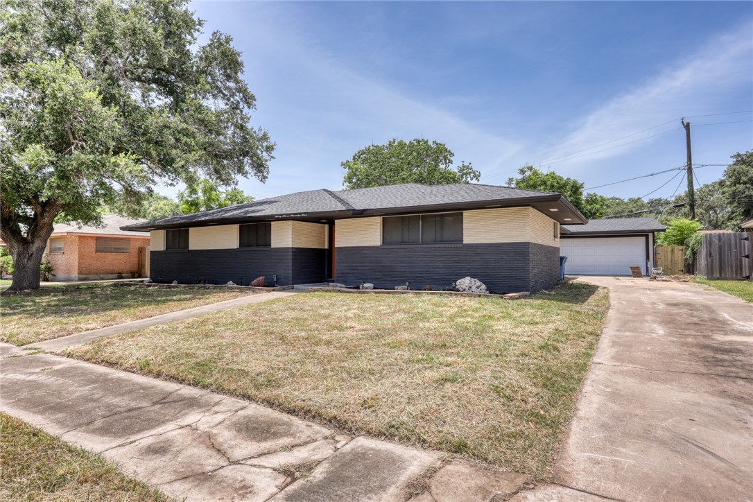 4329 Marie Street Corpus Christi TX 78411