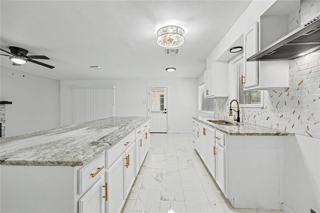 4329 Marie Street Corpus Christi TX 78411