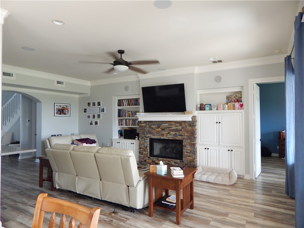 6106 Garden Court Corpus Christi TX 78414