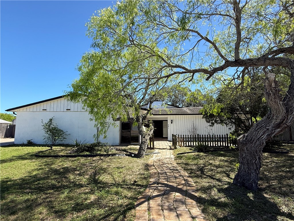 241 Chenoweth Drive Corpus Christi TX 78404