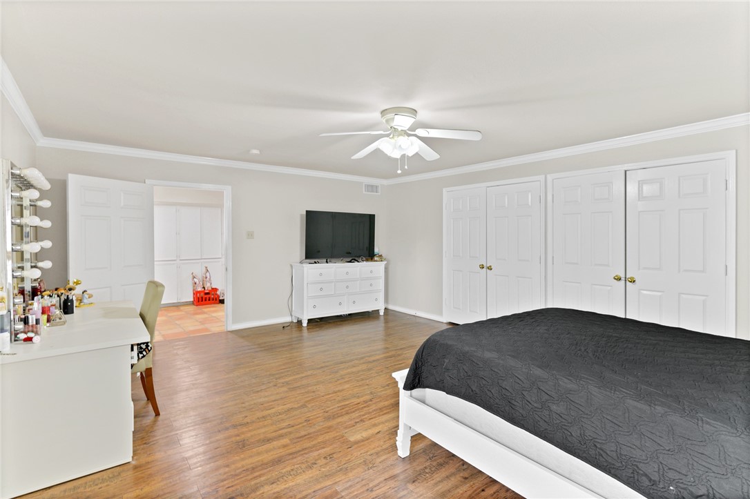 241 Chenoweth Drive Corpus Christi TX 78404