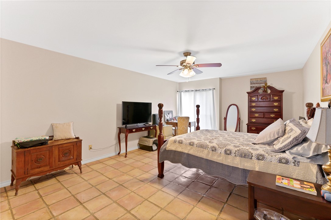 241 Chenoweth Drive Corpus Christi TX 78404