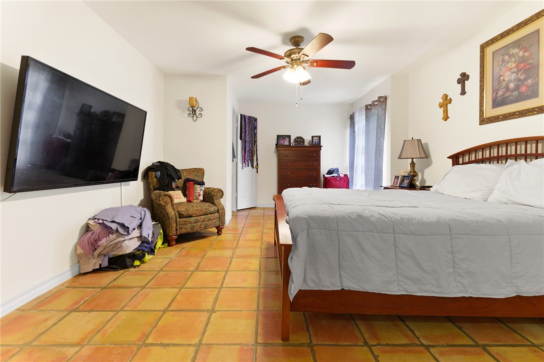 241 Chenoweth Drive Corpus Christi TX 78404