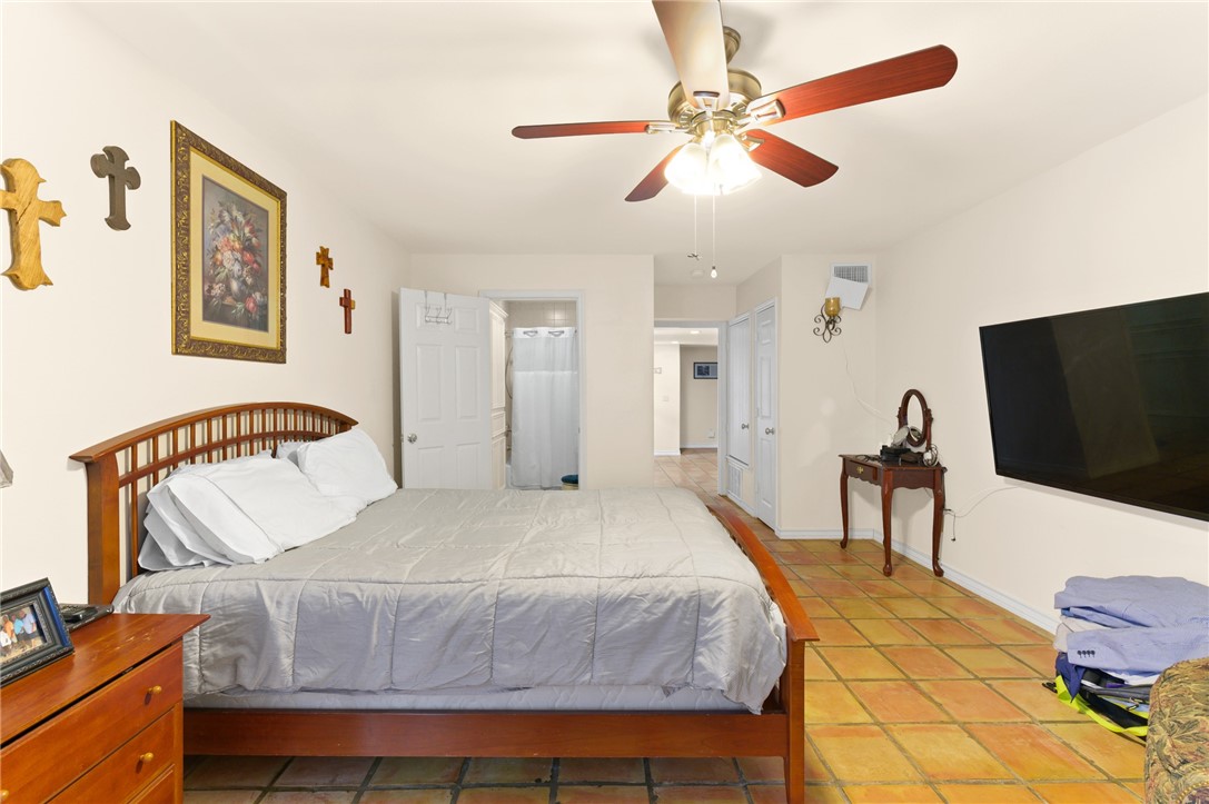 241 Chenoweth Drive Corpus Christi TX 78404