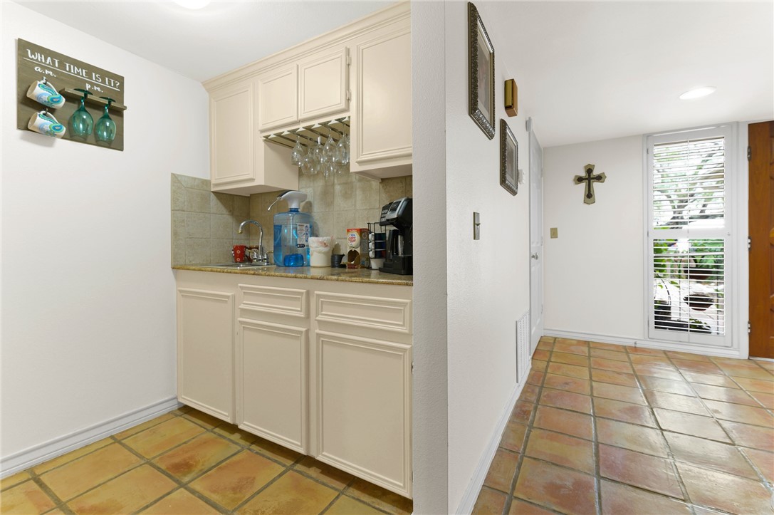 241 Chenoweth Drive Corpus Christi TX 78404