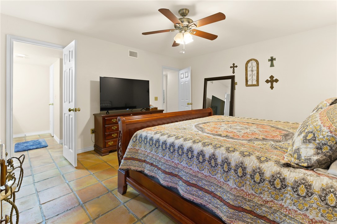 241 Chenoweth Drive Corpus Christi TX 78404