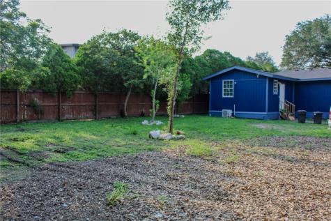 1506 Elvira Street Alice TX 78332