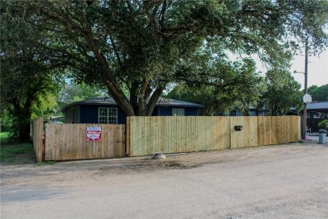 1506 Elvira Street Alice TX 78332