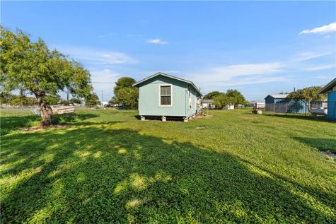 424 First Street Bayside TX 78340
