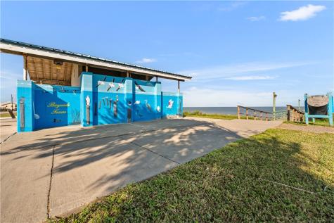 424 First Street Bayside TX 78340