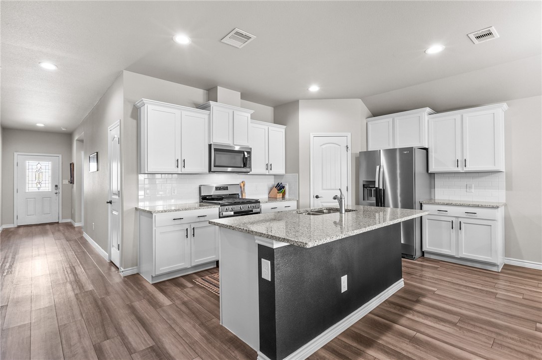 2733 Excelsior Boulevard Corpus Christi TX 78415