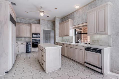 4815 Ocean Drive Corpus Christi TX 78412