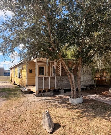 929 Post Avenue Corpus Christi TX 78405