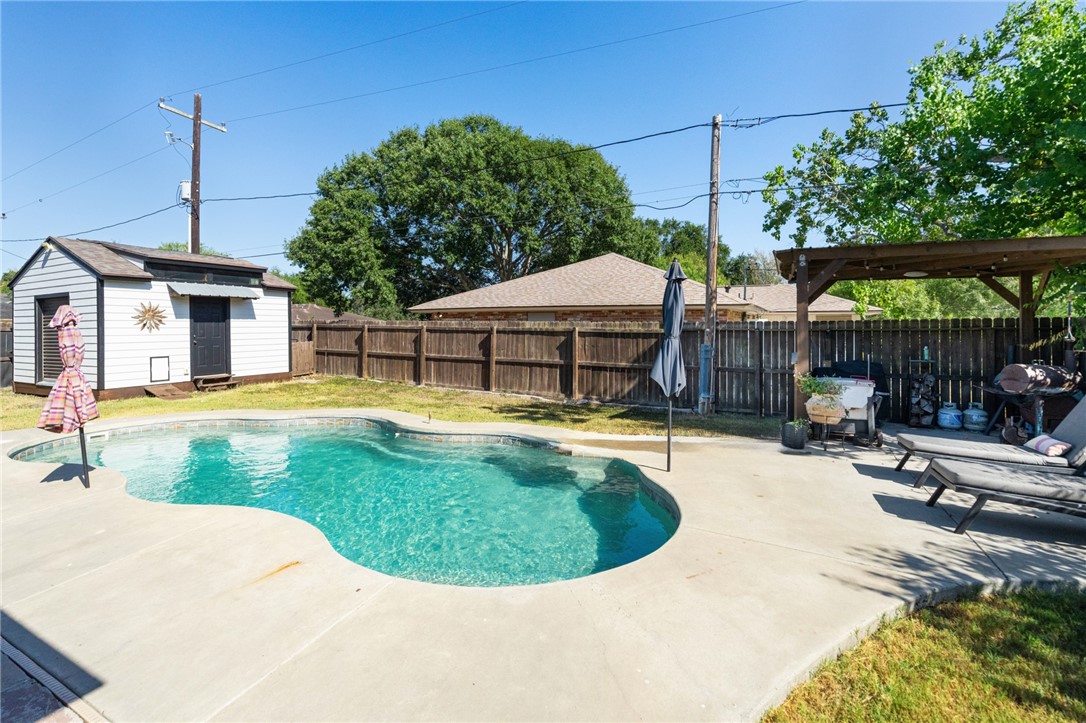 3101 Vicksburg Street Corpus Christi TX 78410