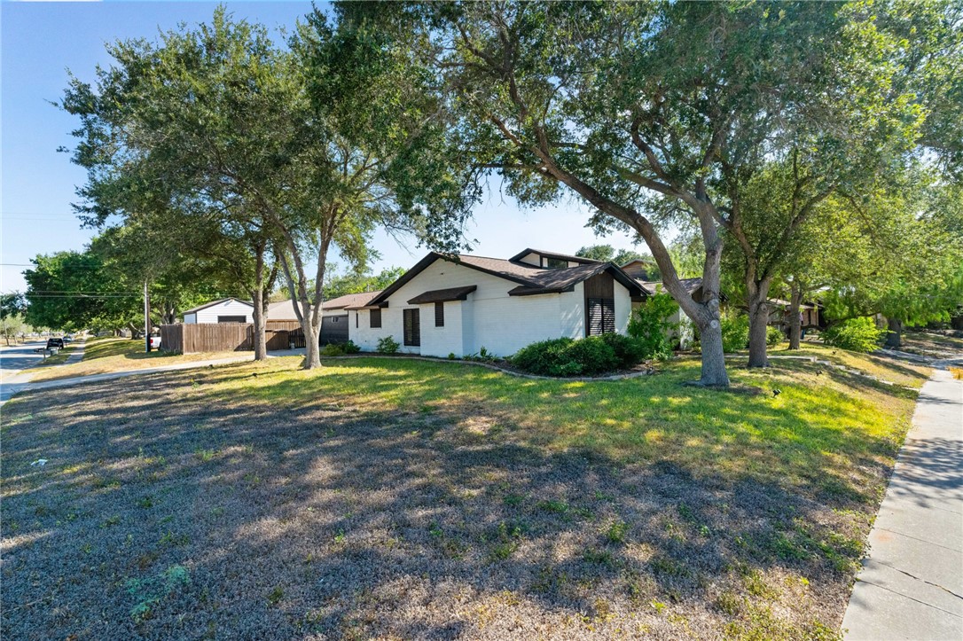 3101 Vicksburg Street Corpus Christi TX 78410