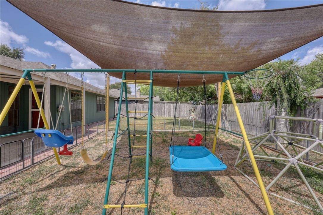 5222 Edinburg Circle Corpus Christi TX 78413