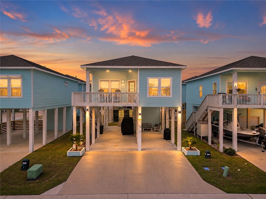 108 Caledonia Rockport TX 78382