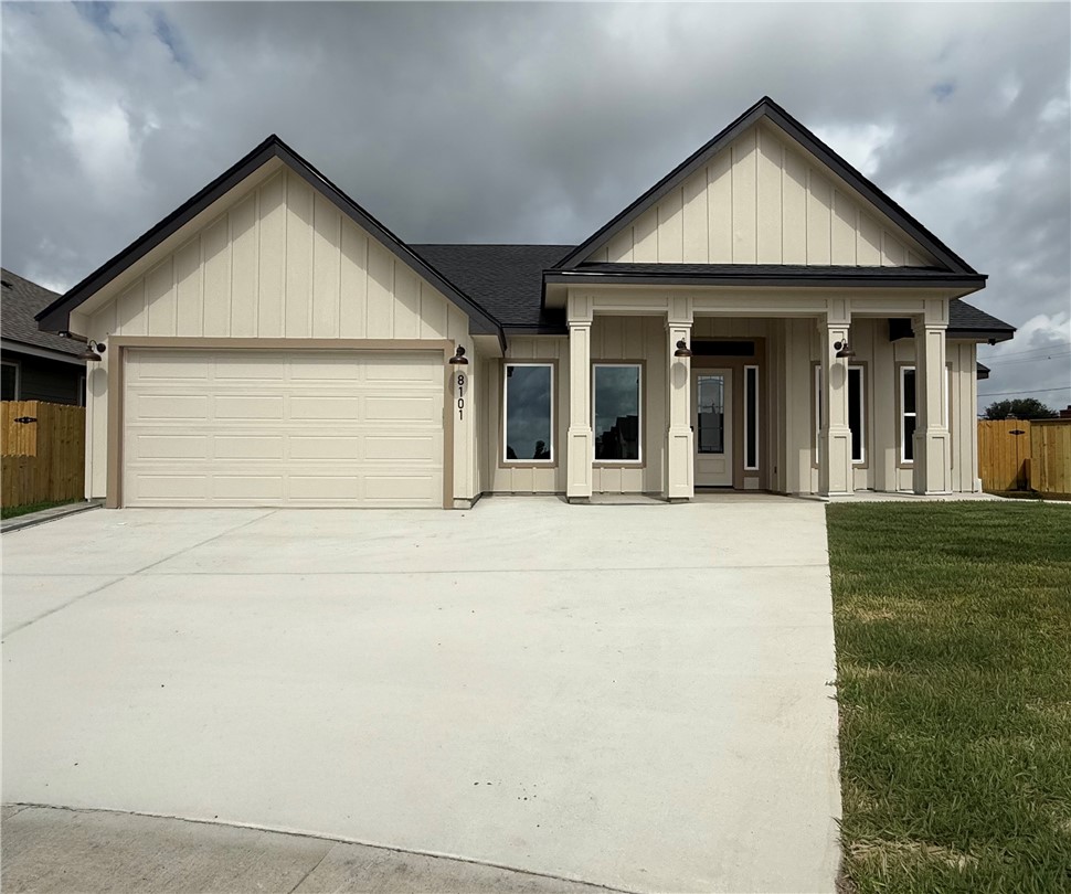 8101 Berenstain Drive Corpus Christi TX 78414