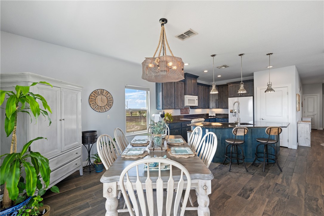 7565 Welkan Cove Port Aransas TX 78373