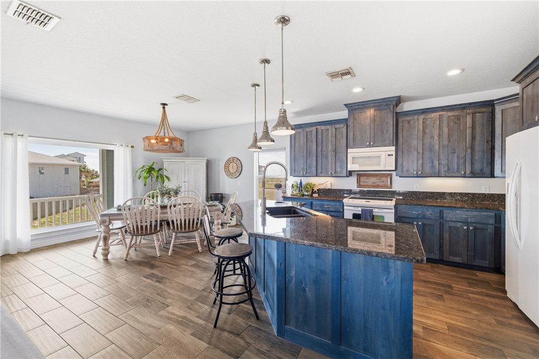 7565 Welkan Cove Port Aransas TX 78373