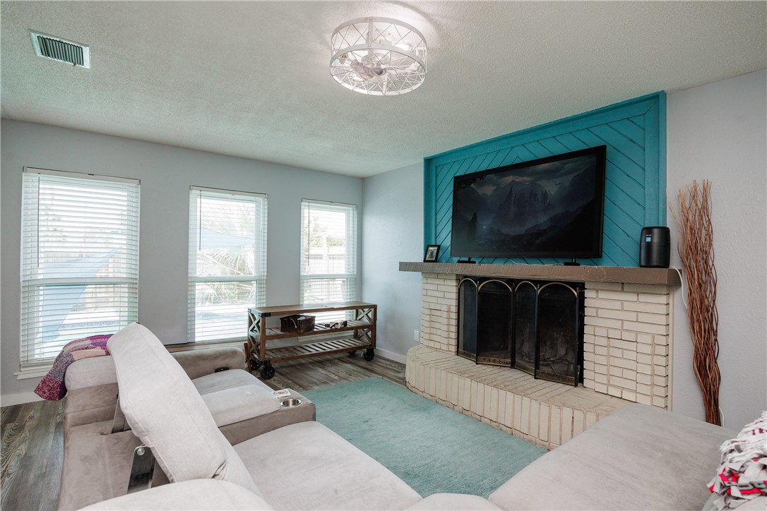 13801 Suntan Avenue Corpus Christi TX 78418