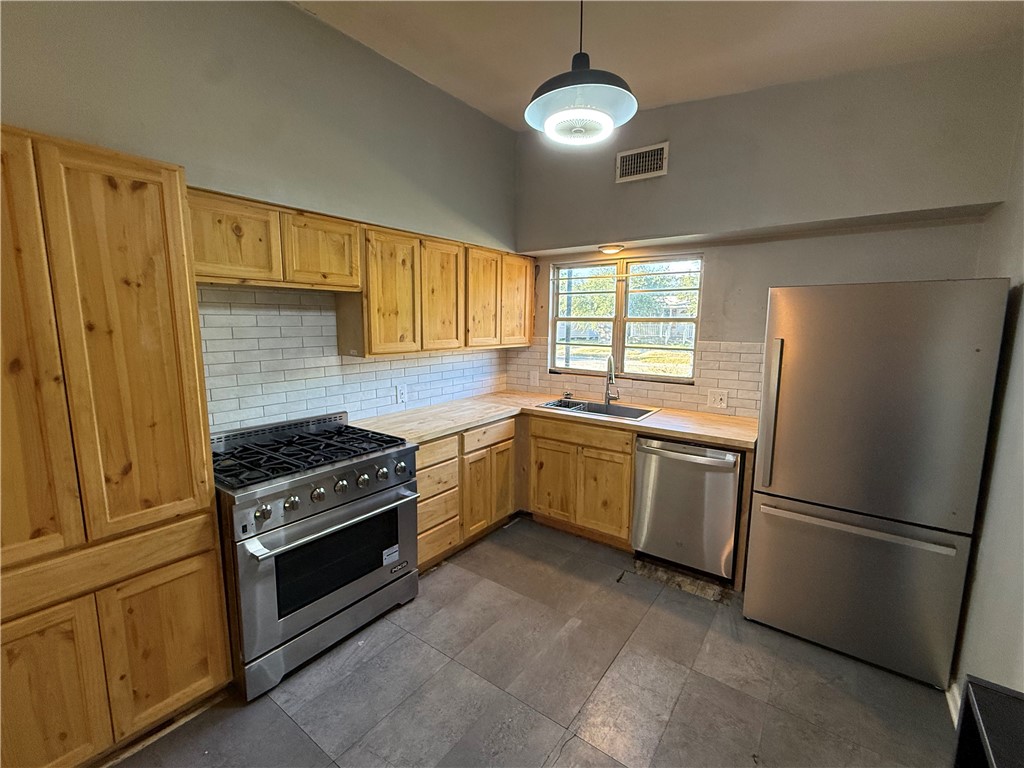 4709 Jarvis Street Corpus Christi TX 78412