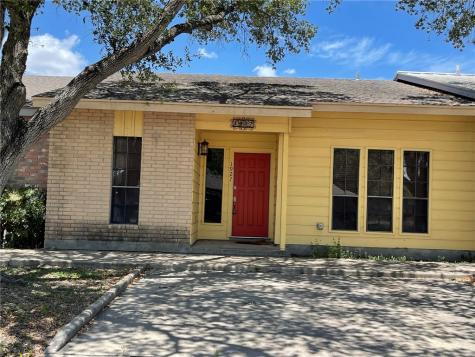 1927 Rettye Drive Kingsville TX 78363