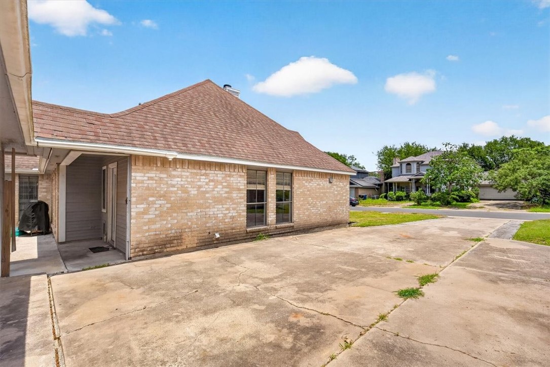 6709 Whitewing Drive Corpus Christi TX 78413