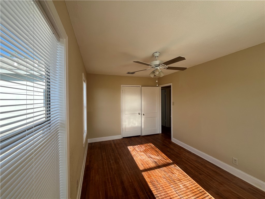 3412 Denver Avenue C Corpus Christi TX 78411
