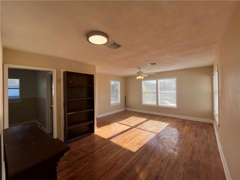 3412 Denver Avenue C Corpus Christi TX 78411