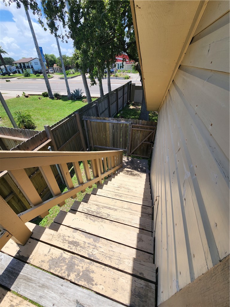 6093 Ennis Joslin Corpus Christi TX 78412
