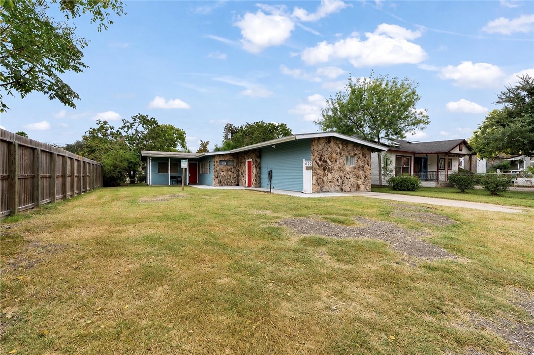 622 Van Cleve Drive Corpus Christi TX 78408