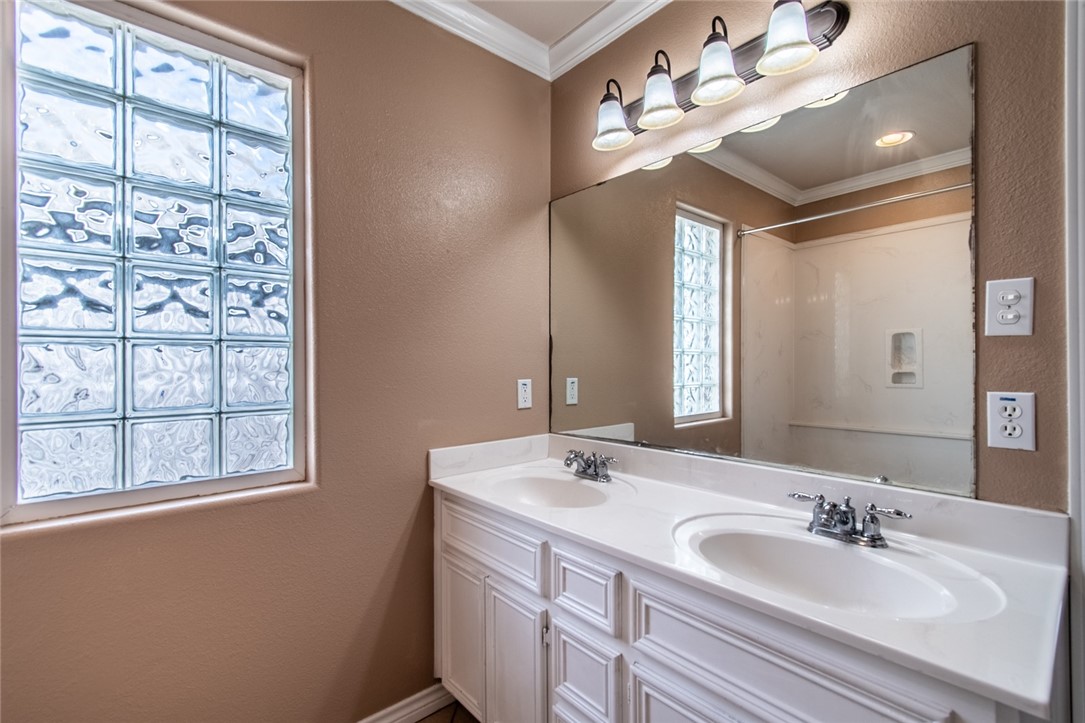 2410 Luzius Drive Corpus Christi TX 78418